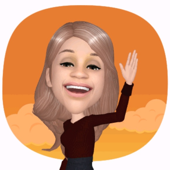 Meet your Posher, Valentina - Picture 1 of 1